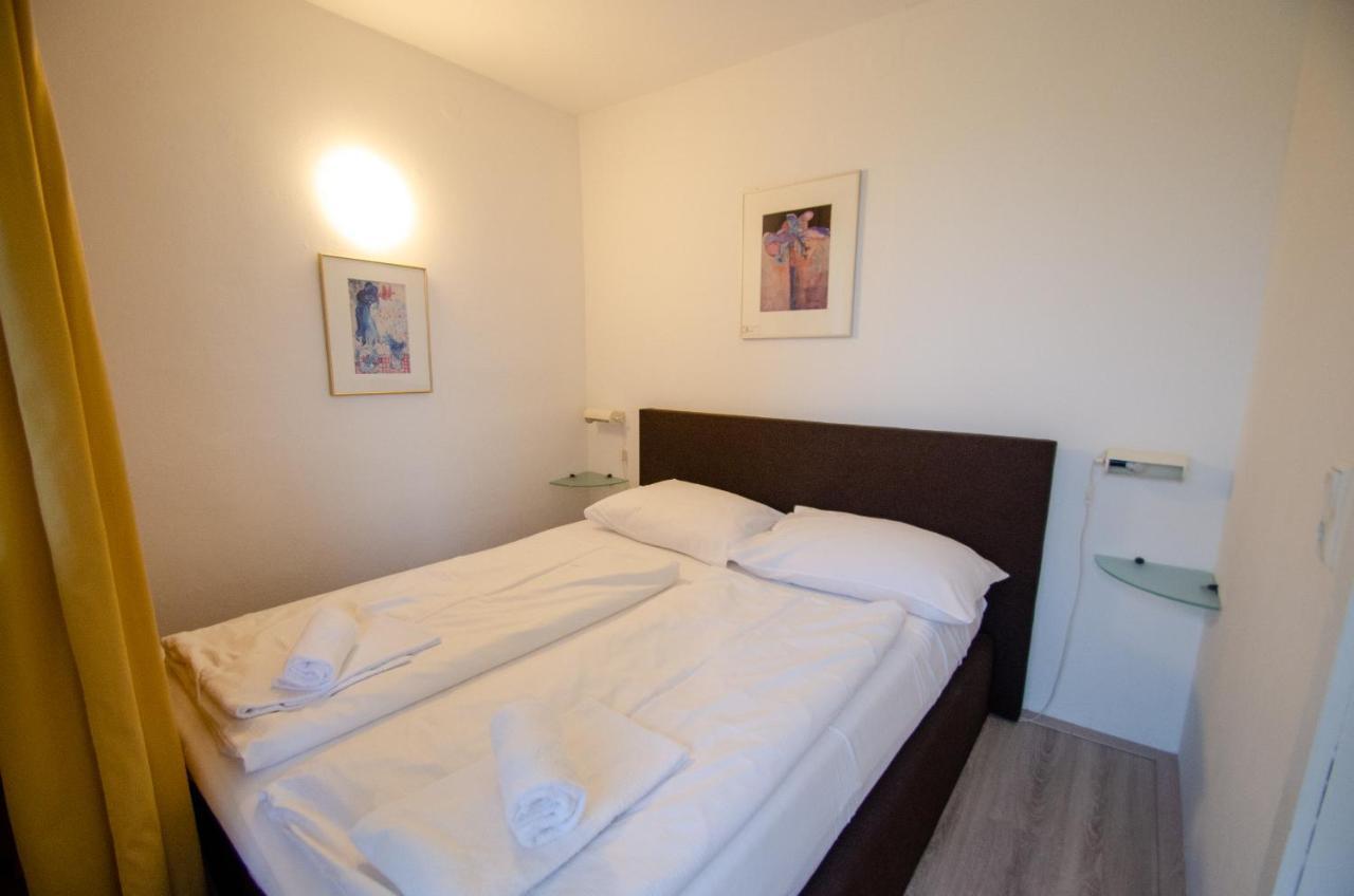 Low Budget Apartment Kitz 10 卡普伦 外观 照片