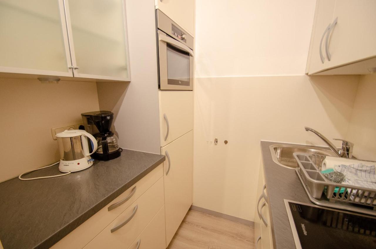 Low Budget Apartment Kitz 10 卡普伦 外观 照片