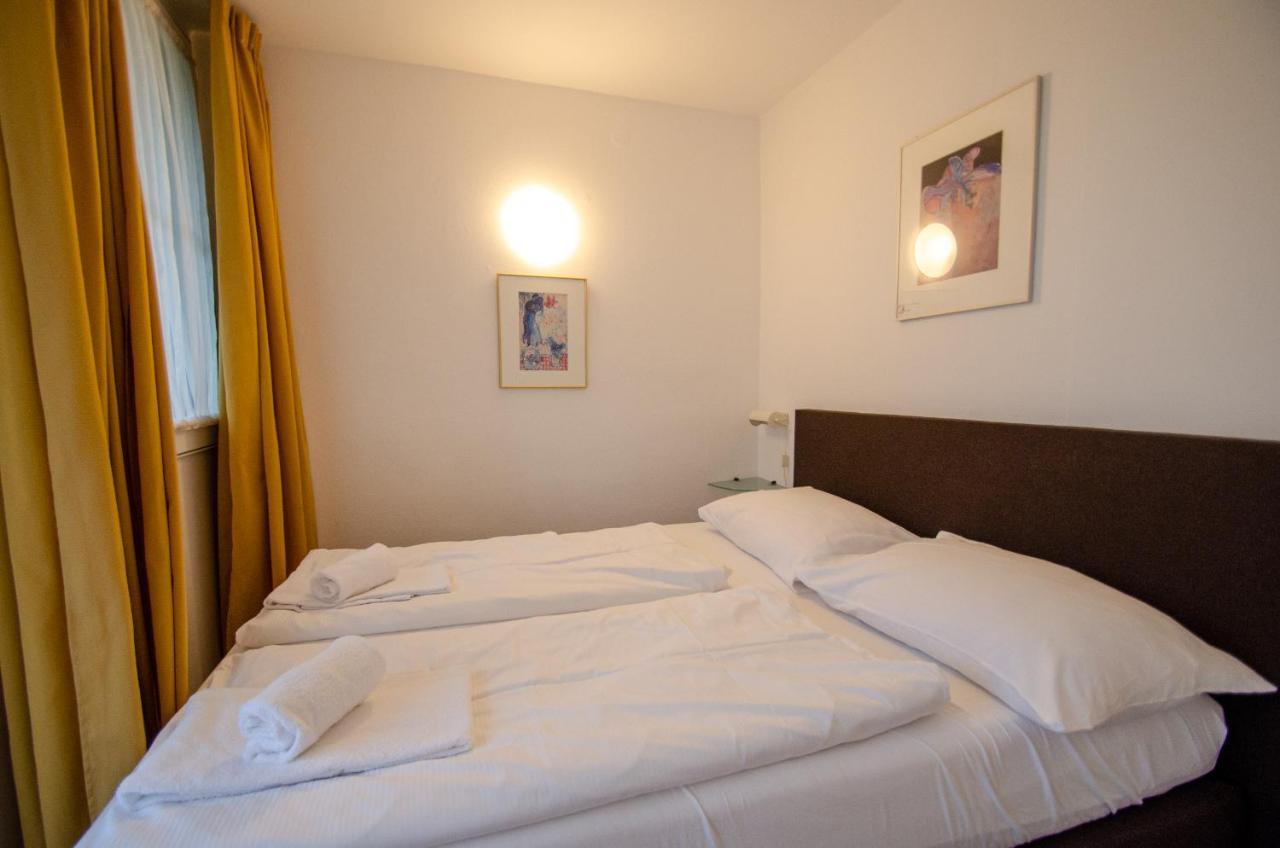 Low Budget Apartment Kitz 10 卡普伦 外观 照片